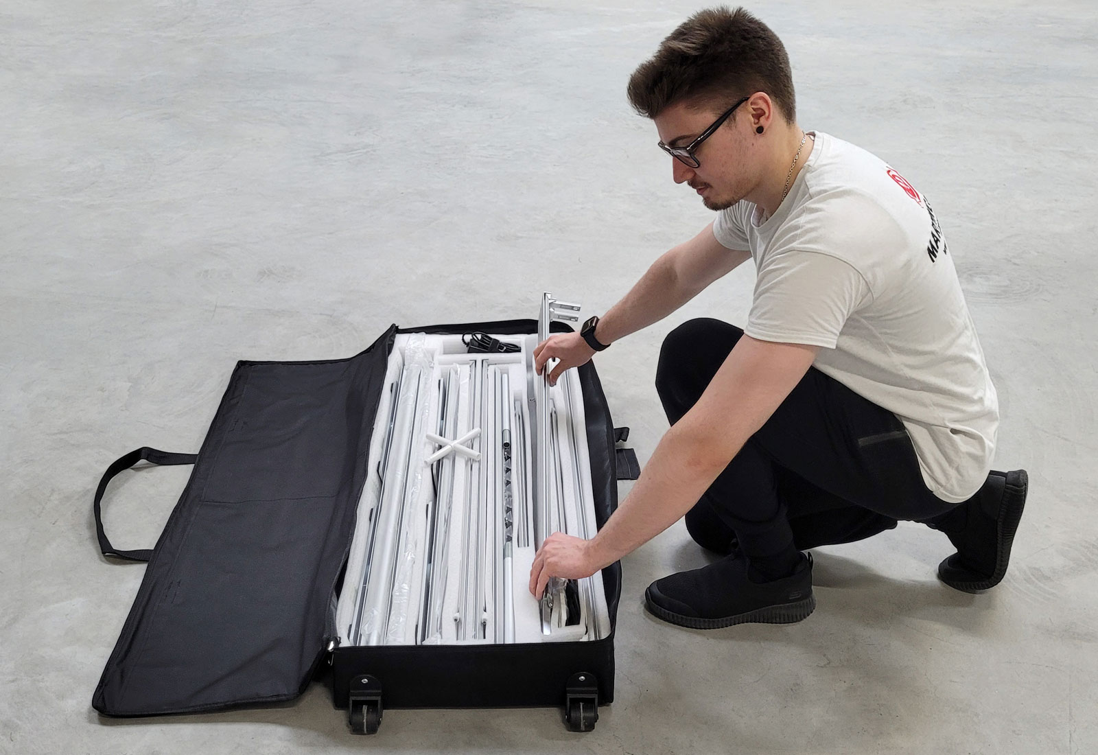 ALU LightUp Transport Trolley ALU LightUp Transport Trolley